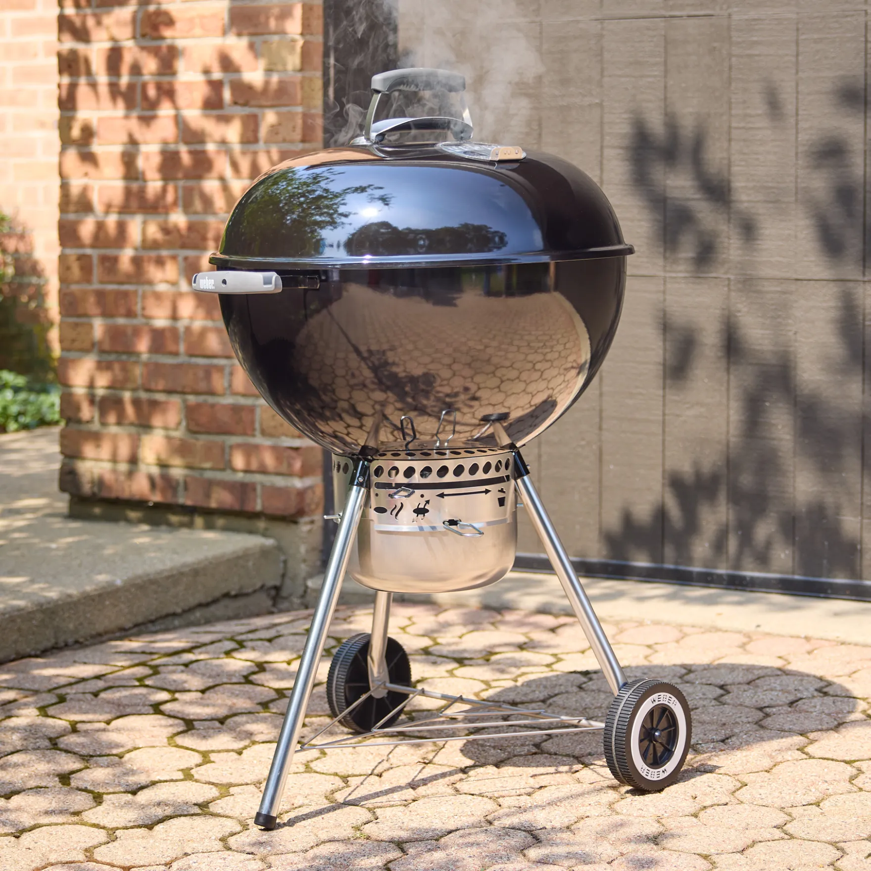22” Original Kettle® Premium Charcoal Grill