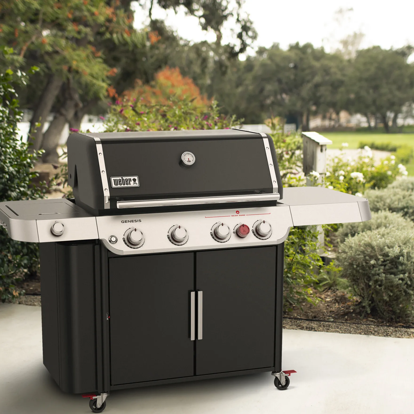 Genesis E-435 Gas Grill (Liquid Propane)