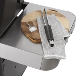 Genesis E-435 Gas Grill (Natural Gas)