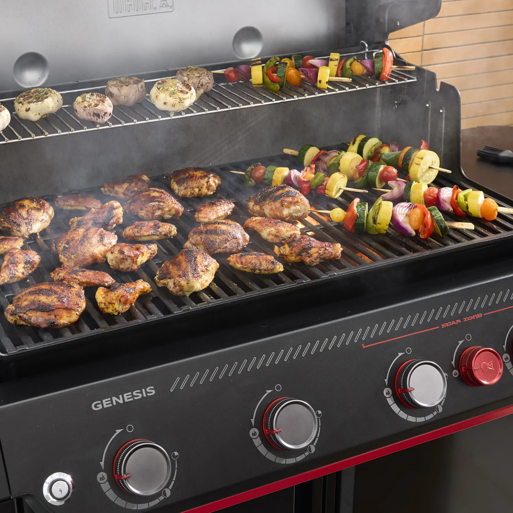 Genesis® E-430 Gas Grill Stealth® Edition (Natural Gas)