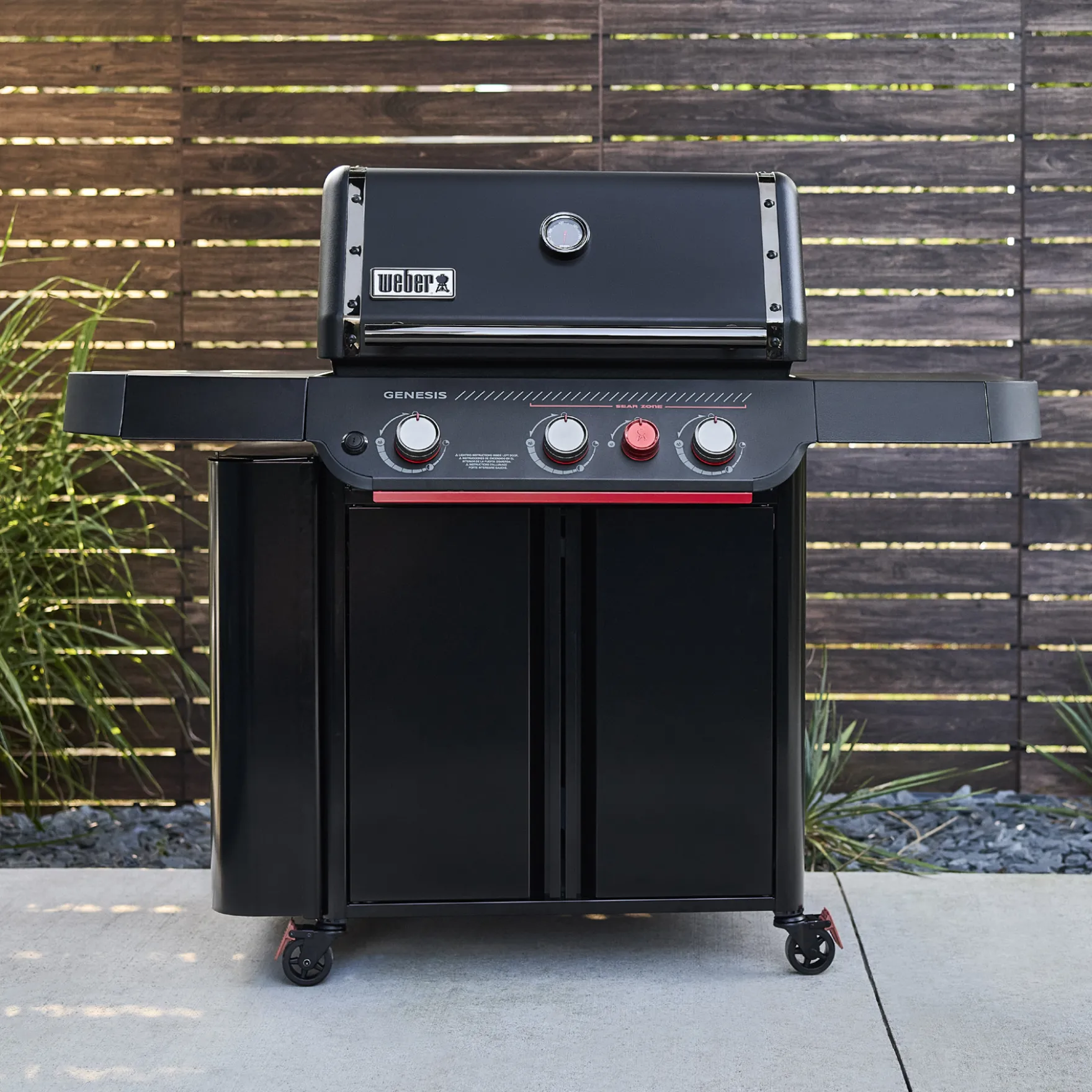 Genesis® E-330 Gas Grill Stealth® Edition (Liquid Propane)