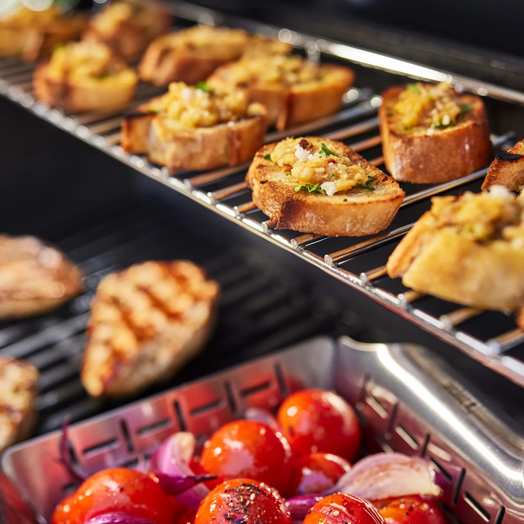 Genesis® EX-325W Smart Gas Grill (Liquid Propane)