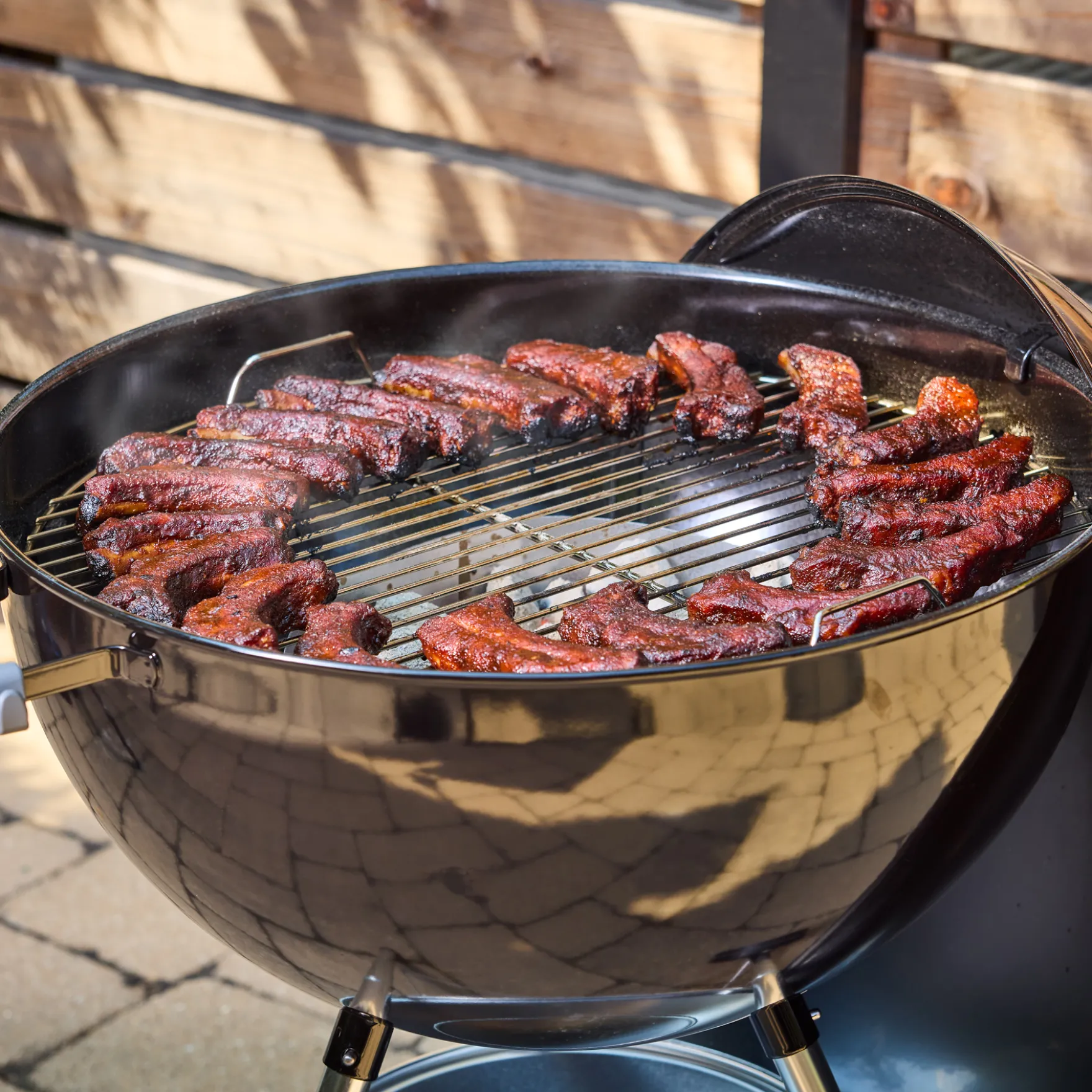 Original Kettle Charcoal Grill 22"