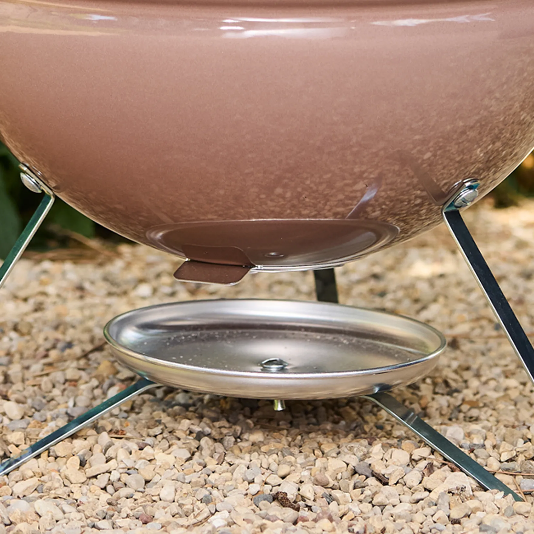 Smokey Joe® 14” Mocha Mousse Charcoal Grill