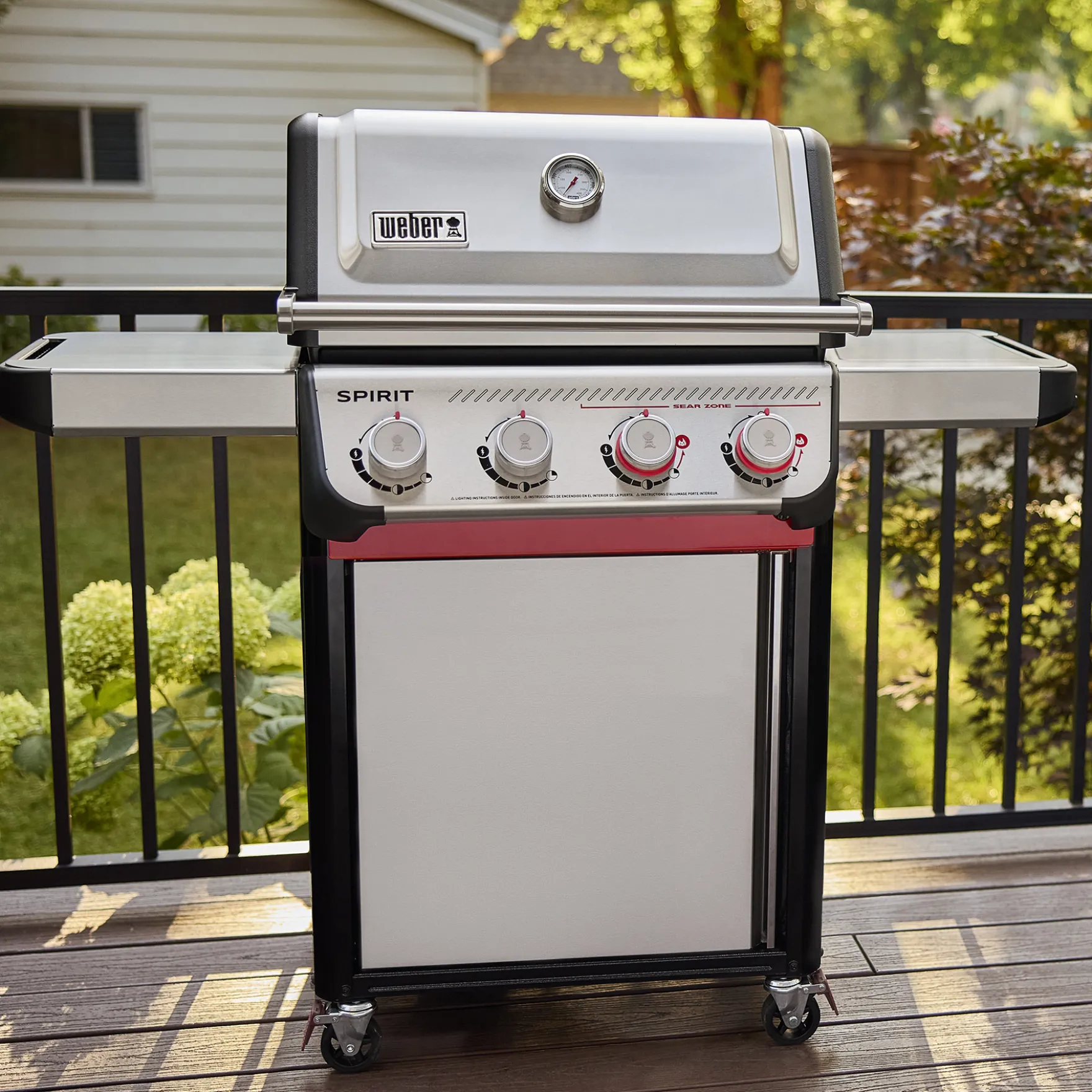 Spirit® S-425C Gas Grill (Liquid Propane)