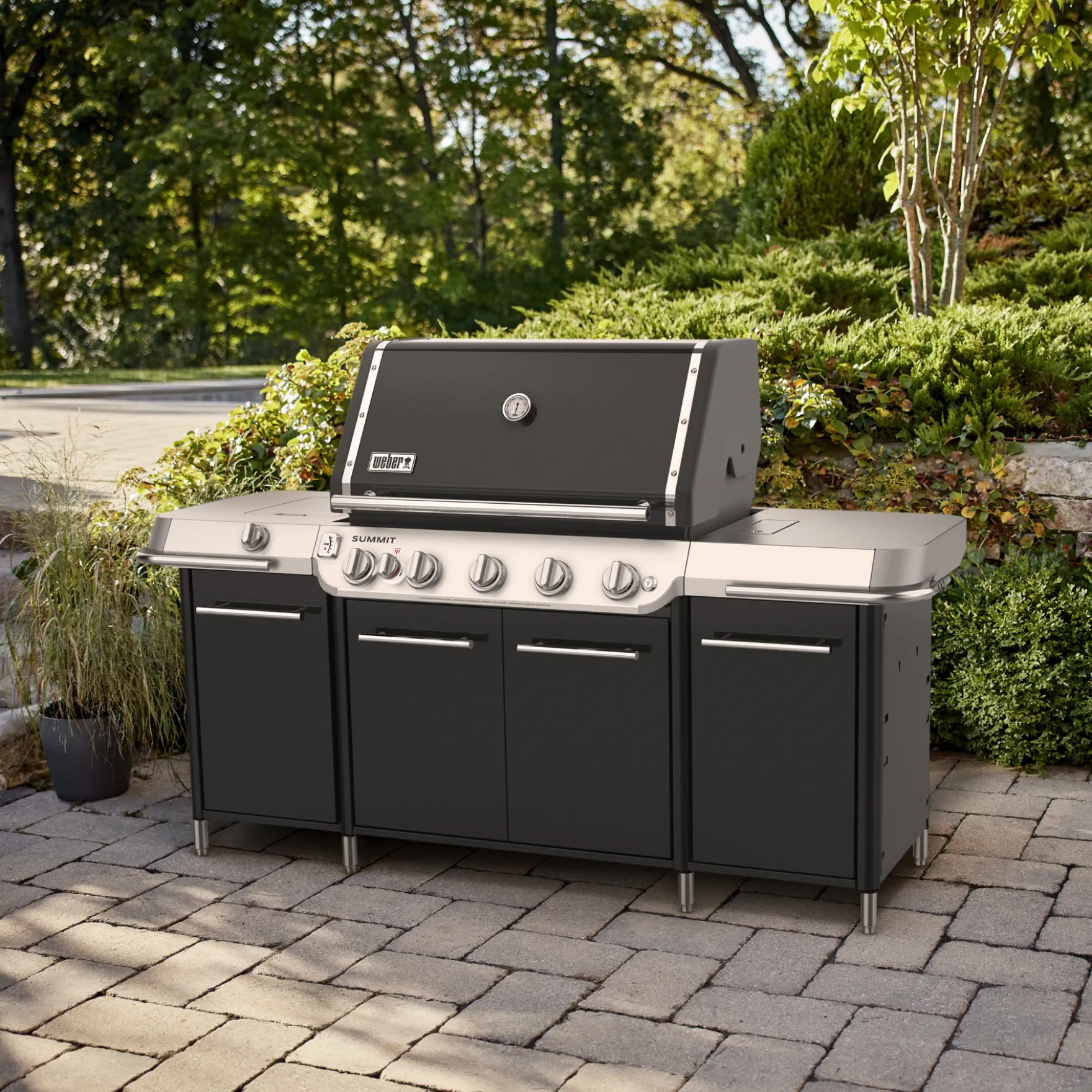 Summit® GC38 E Grill Center (Natural Gas)