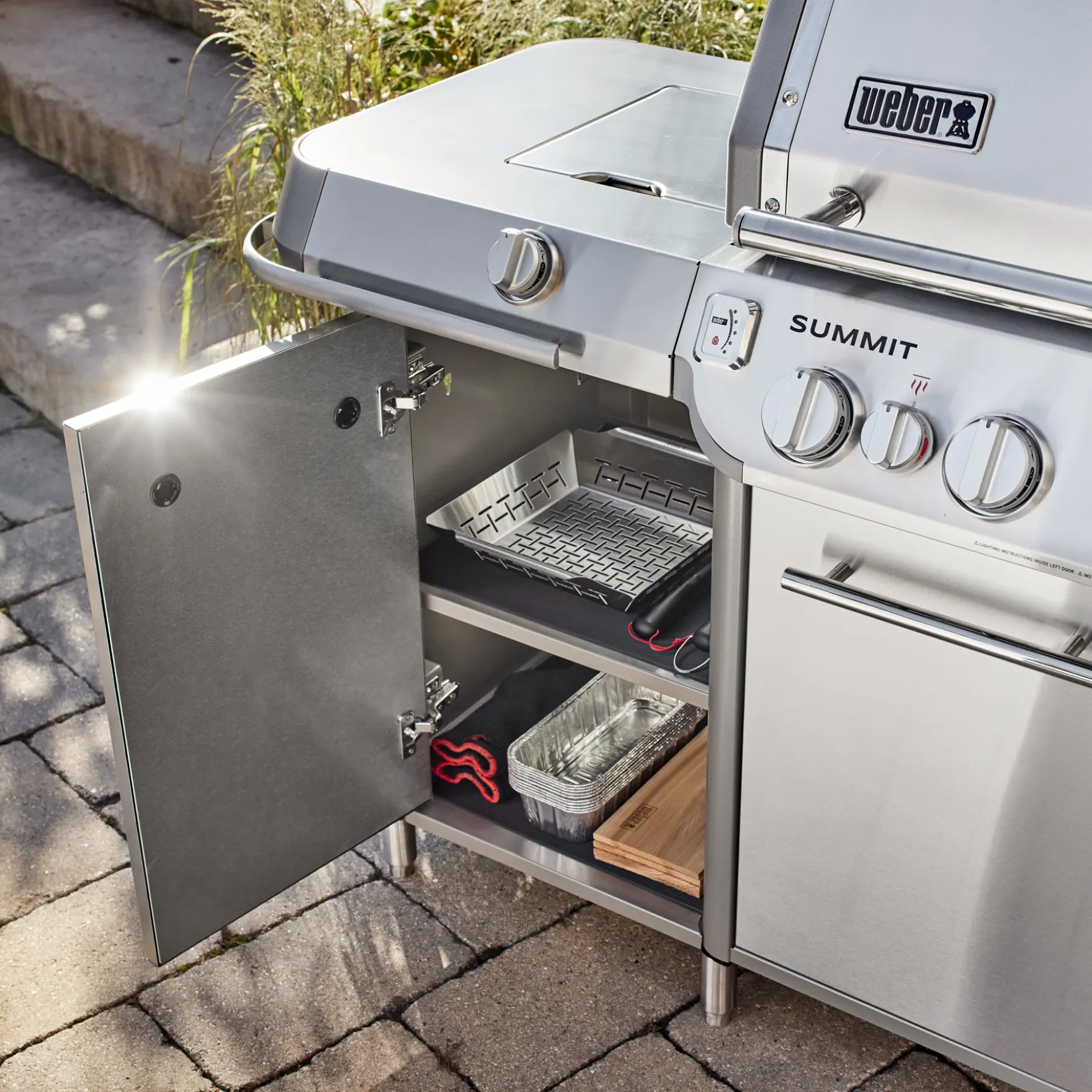 Summit® GC38 S Grill Center (Liquid Propane)