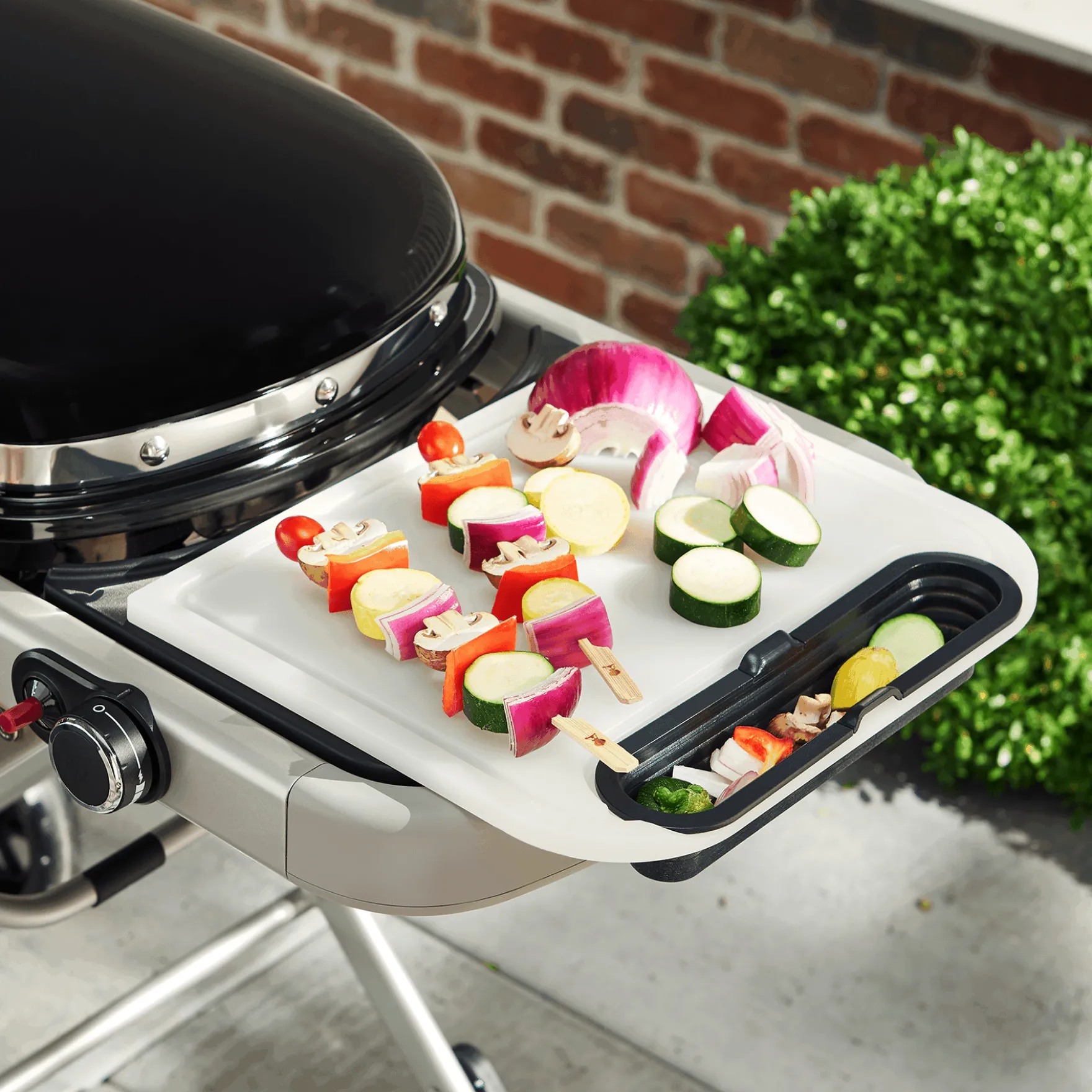 Weber Cutting Board with Catch Bin