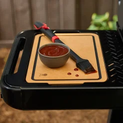 Weber Works™ Basin with Cutting Board Lid